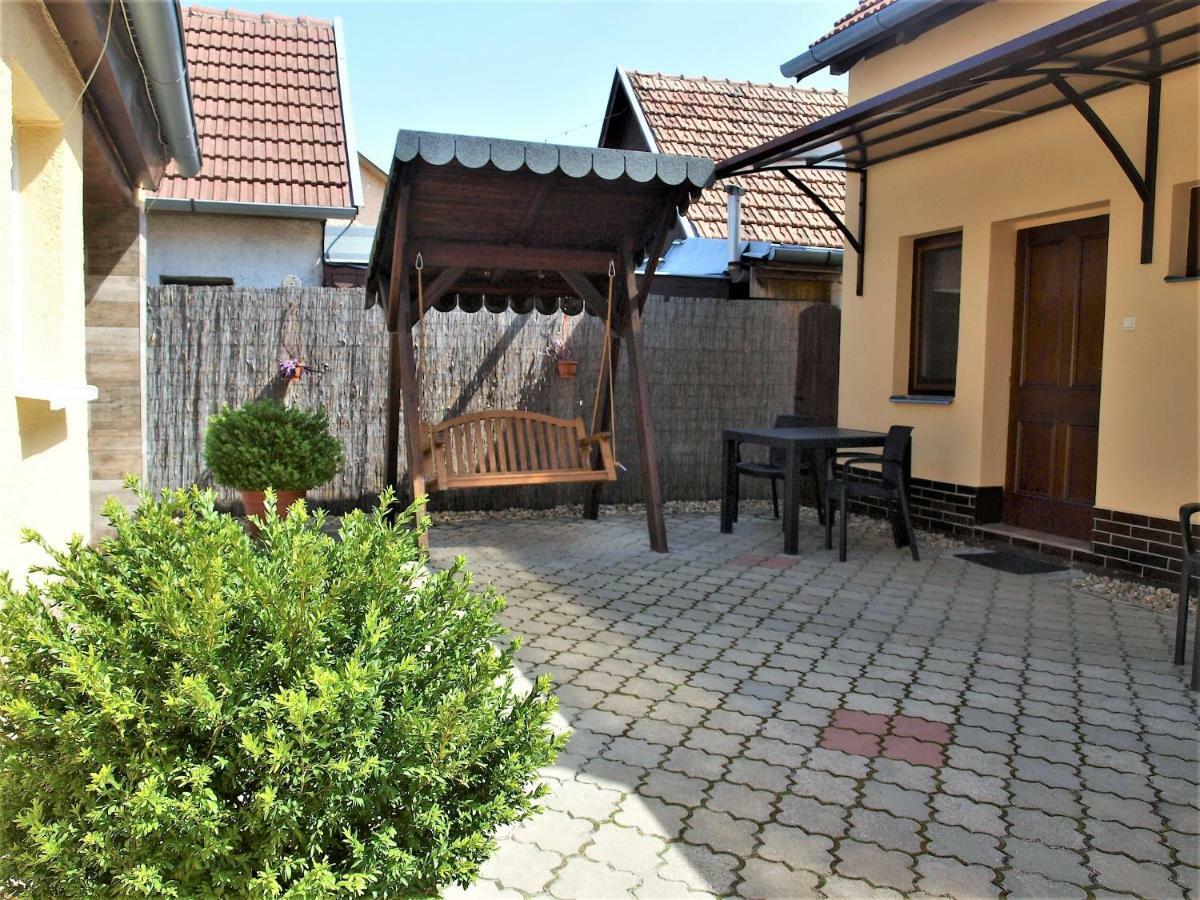 Apartmany Judita Kissova Velky Meder Luaran gambar
